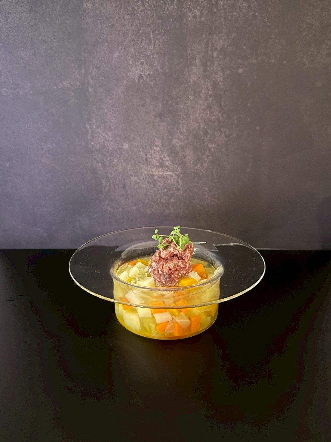 馬肉と彩り野菜のごちそうスープ完成写真